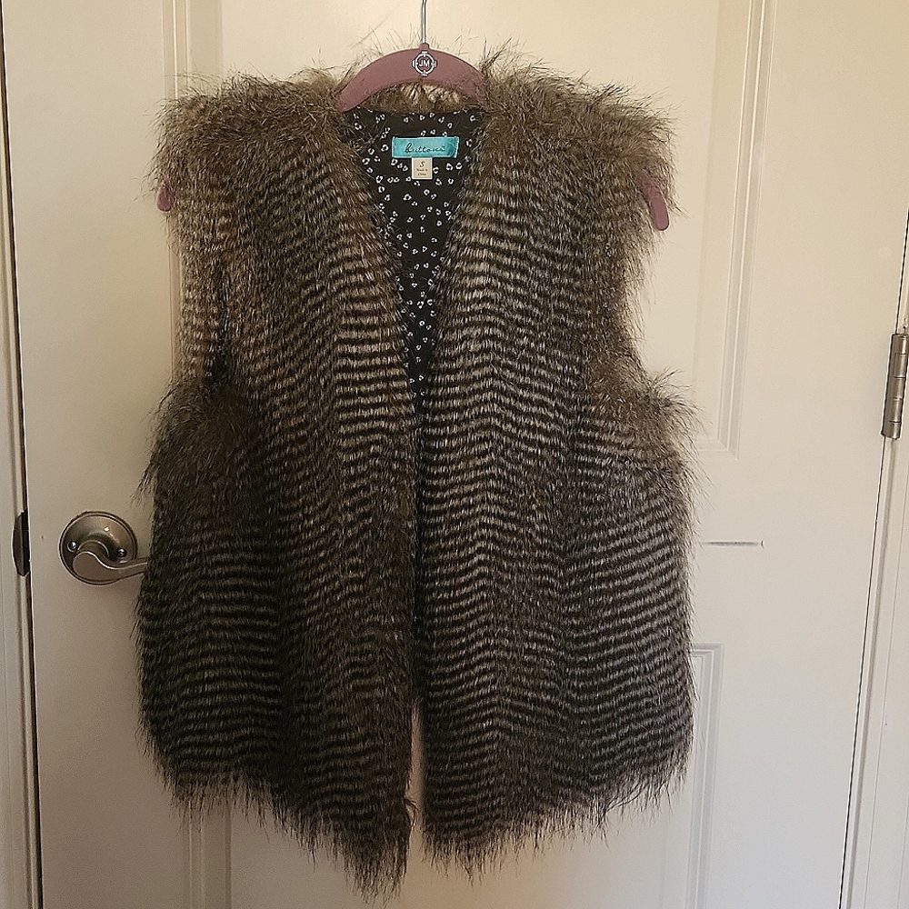 Faux Ostrich fur vest